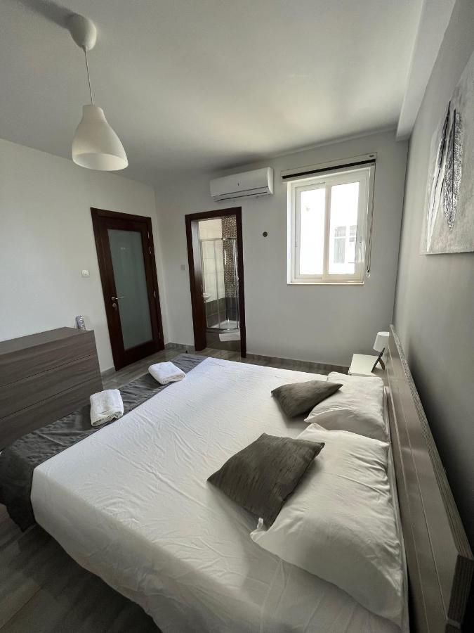 F9 Room 1, Private Double Room With Private Bathroom In Shared Flat Msida Exterior foto